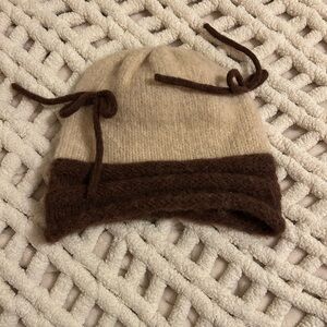 Urban Outfitters Tan and Brown Beanie